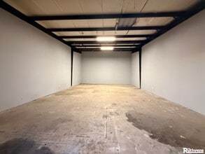 250 Deer Trl E, Sebring, FL for lease Interior Photo- Image 2 of 6