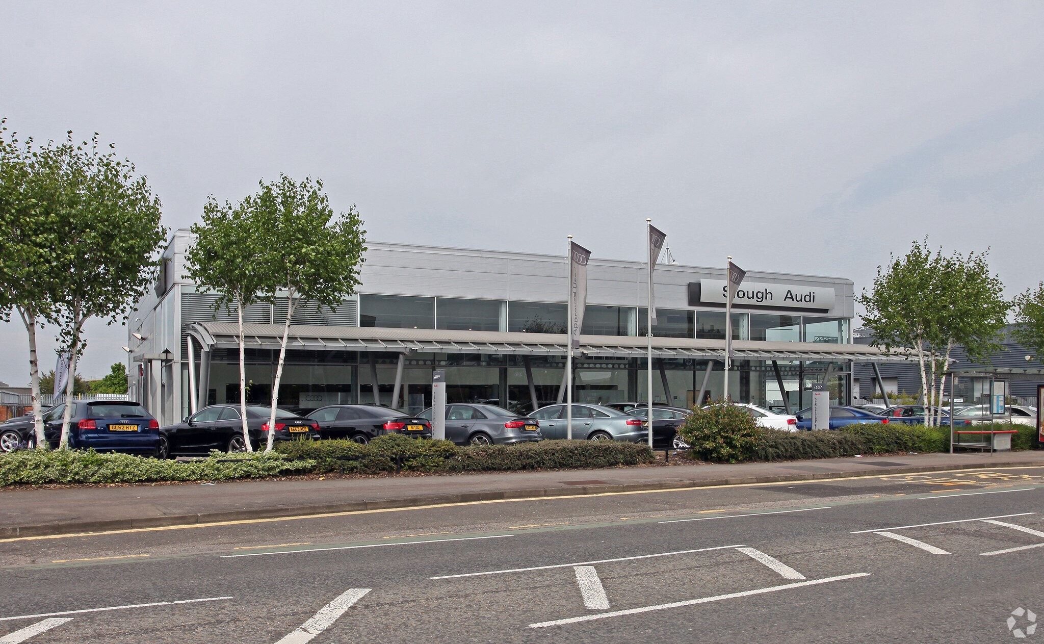 756 Dover Rd, Slough à louer Photo principale- Image 1 de 3