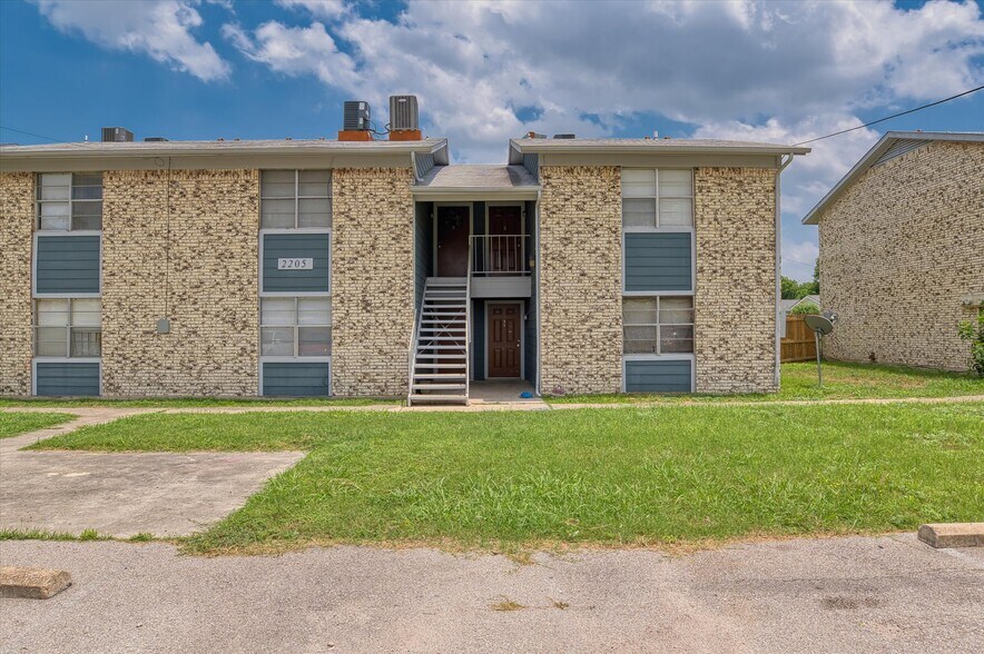 2203 Jennifer dr, Killeen, TX for sale - Building Photo - Image 2 of 6