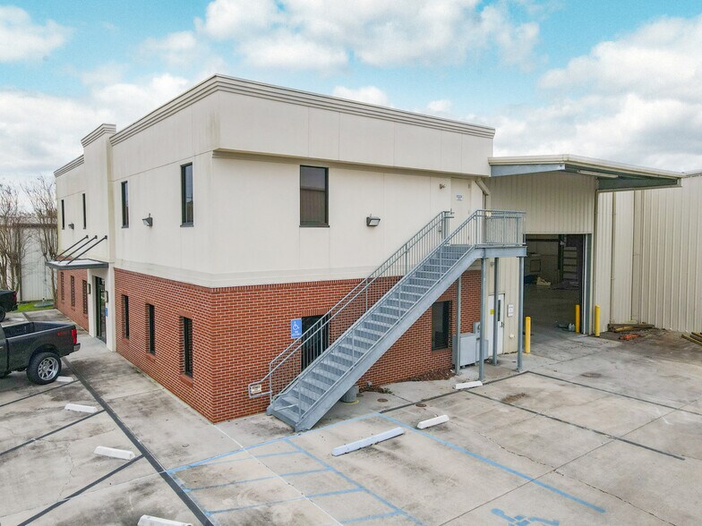 205 Marcon Dr, Lafayette, LA à vendre - Photo du bâtiment - Image 3 de 34