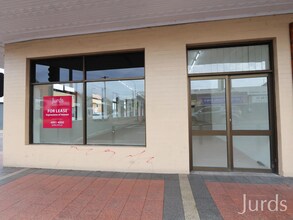 163-167 Vincent St, Cessnock à louer Photo du bâtiment- Image 1 de 4