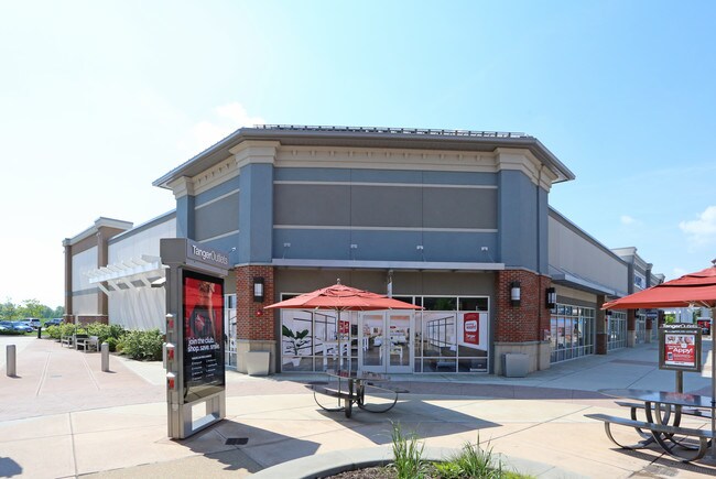 Plus de détails pour 400 S Wilson Rd, Sunbury, OH - Commerce de détail à louer