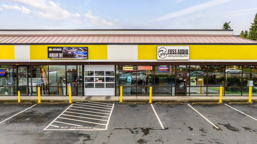 10 SE Everett Mall Way, Everett, WA à louer - Photo du bâtiment - Image 2 de 16