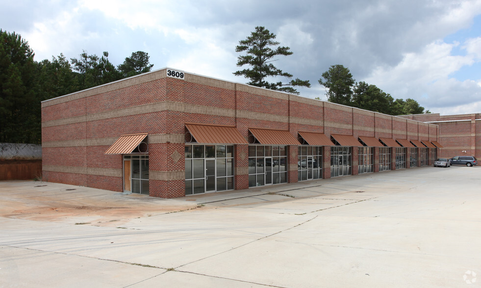 3611 Salem Rd, Covington, GA for lease - Building Photo - Image 1 of 4