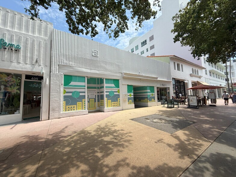 625-631 Lincoln Rd, Miami Beach, FL à louer - Photo du bâtiment - Image 3 de 5