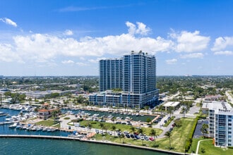 220 Lake Shore Dr, Lake Park, FL - Aerial  map view