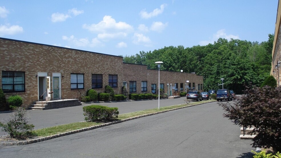 12 Littell Rd, East Hanover, NJ for lease - Building Photo - Image 2 of 8