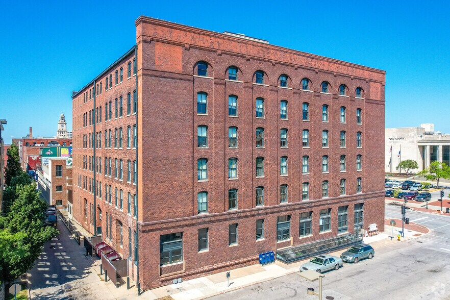 100 Court Ave, Des Moines, IA à vendre - Photo du bâtiment - Image 3 de 5
