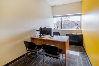 2750 Ch Sainte-Foy, Québec, QC à louer Photo intérieure- Image 2 de 3