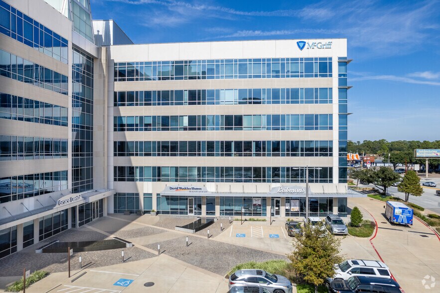 10100 Katy Fwy, Houston, TX for lease - Building Photo - Image 2 of 8