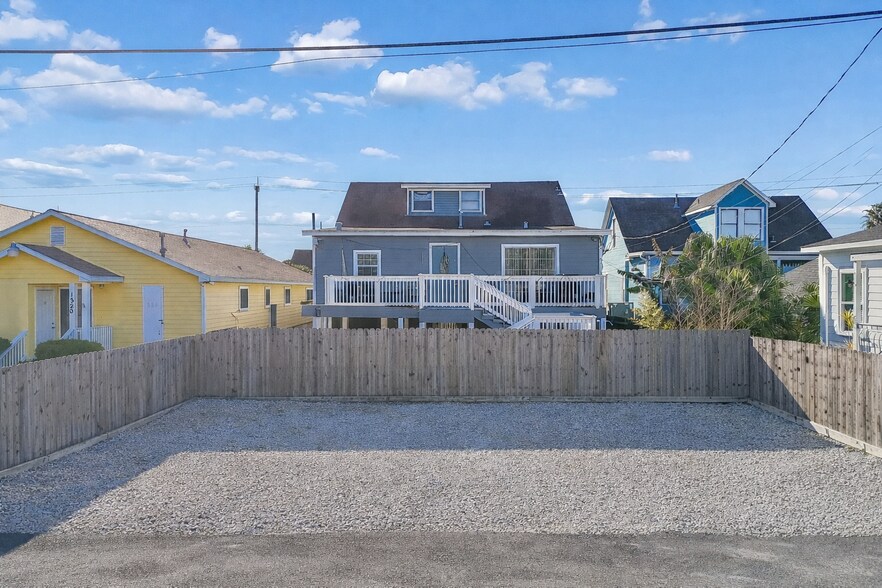 1322 Avenue L, Galveston, TX à vendre - Photo du bâtiment - Image 3 de 21