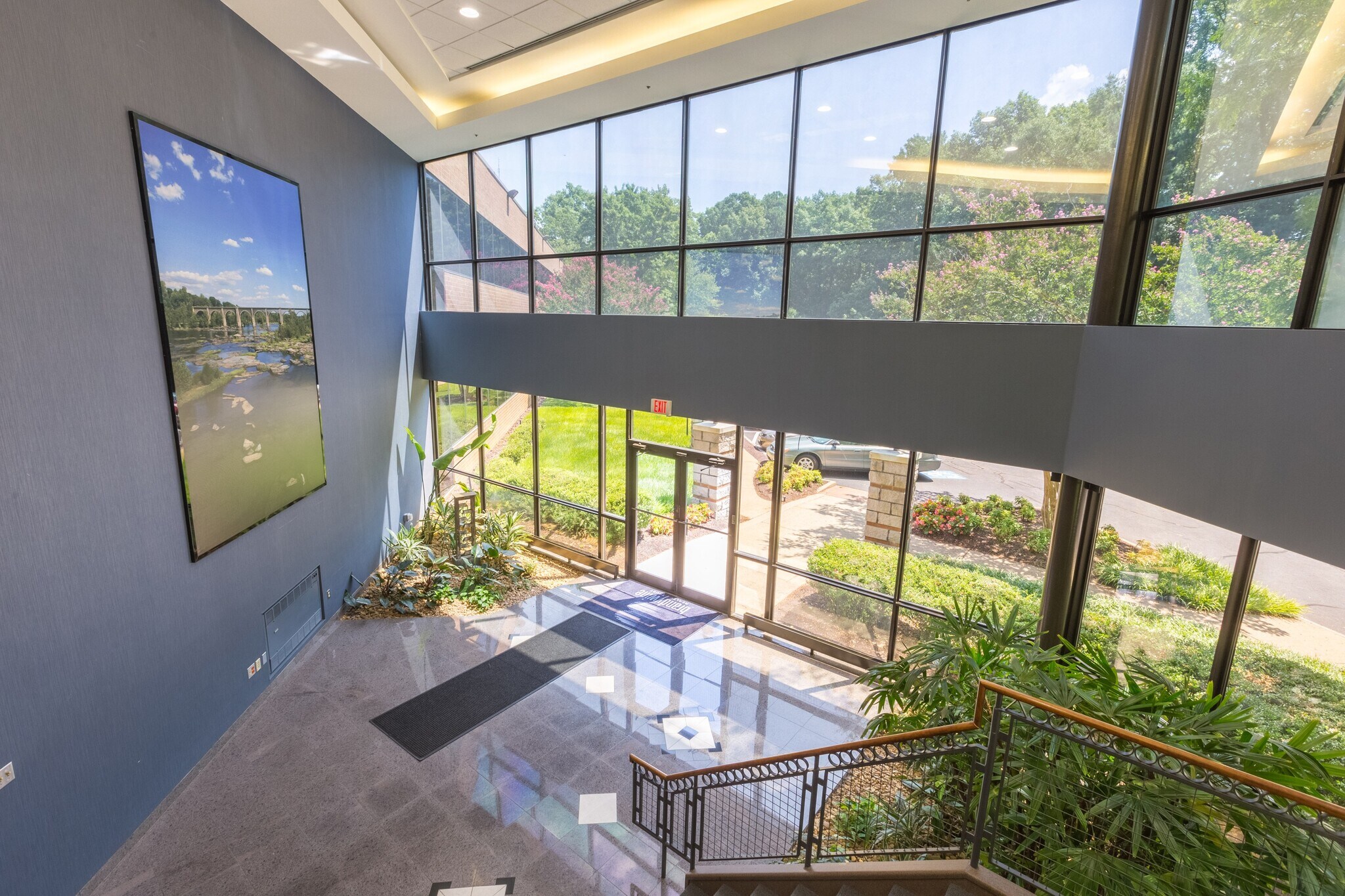 2812 Emerywood Pky, Richmond, VA à louer Photo du bâtiment- Image 1 de 6