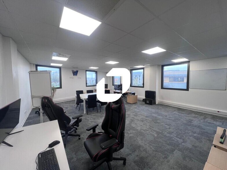 Office in Serris for sale - Interior Photo - Image 2 of 6