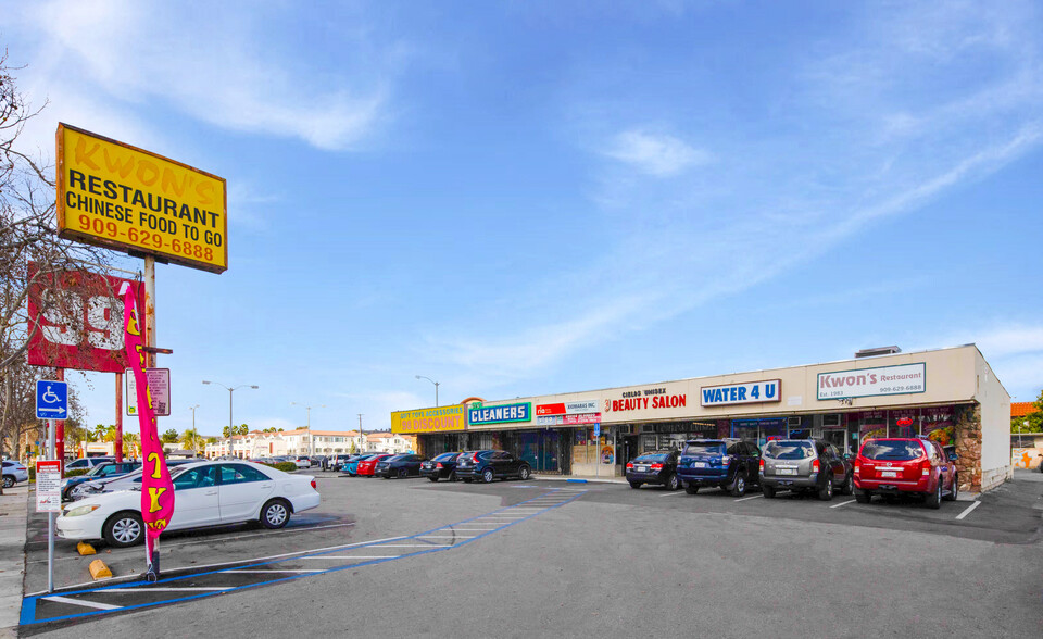 1625-1635 W Holt Ave, Pomona, CA for sale - Building Photo - Image 3 of 18