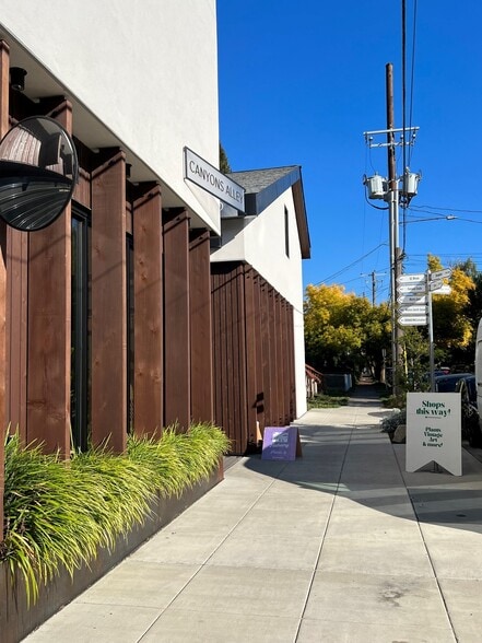 3450 N Williams Ave, Portland, OR for lease - Building Photo - Image 2 of 10