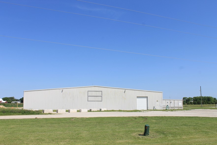 2043 US Highway 34, Leland, IL for sale - Primary Photo - Image 1 of 1