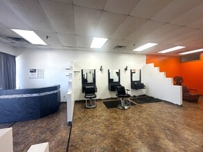 6500-6556 Union Rd, Clayton, OH for lease Interior Photo- Image 1 of 5