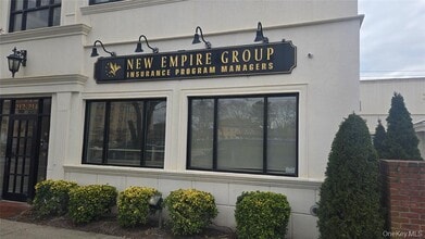 214 W Park Ave, Long Beach, NY à louer Photo intérieure- Image 1 de 9