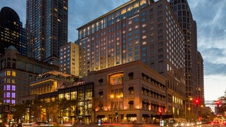 More details for 108 E Superior St, Chicago, IL - Retail for Lease