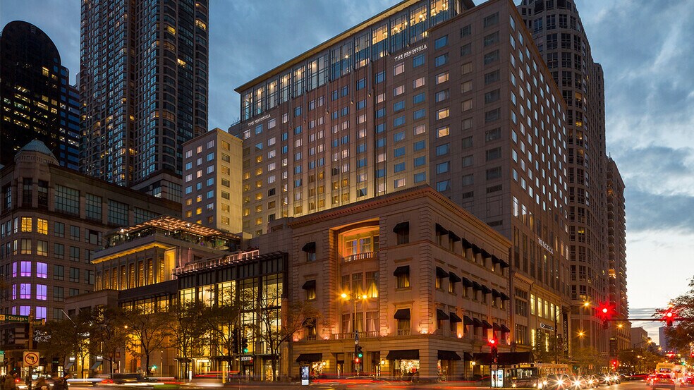 108 E Superior St, Chicago, IL à louer - Photo principale - Image 1 de 4