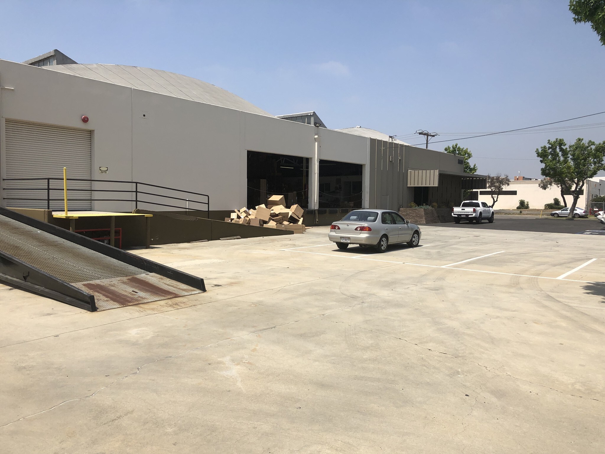 5900-5922 Triumph St, Commerce, CA for lease Building Photo- Image 1 of 4