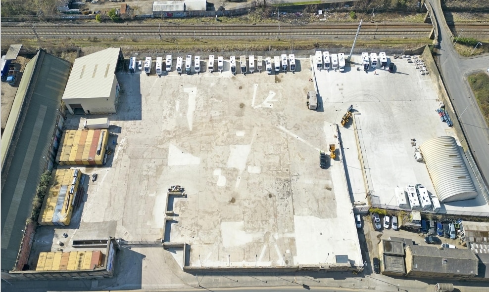 Valley Rd, Bradford for lease Primary Photo- Image 1 of 4