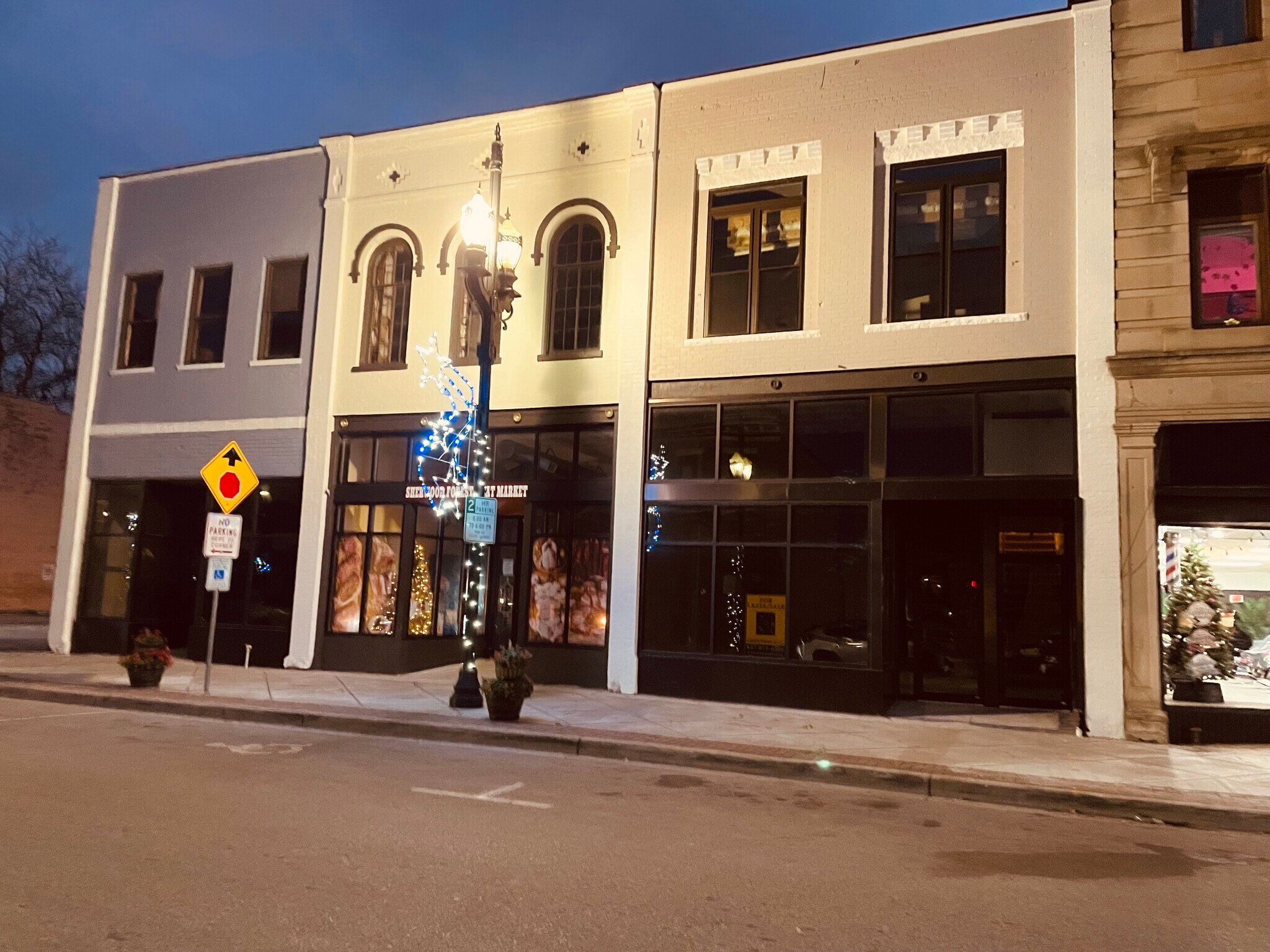 5816 6th Ave, Kenosha, WI à vendre Photo du bâtiment- Image 1 de 27