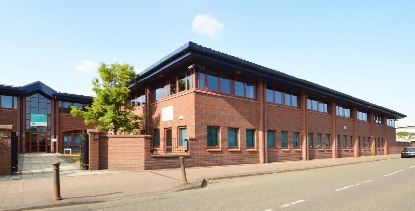 150 Brand St, Glasgow à louer - Photo du bâtiment - Image 3 de 3