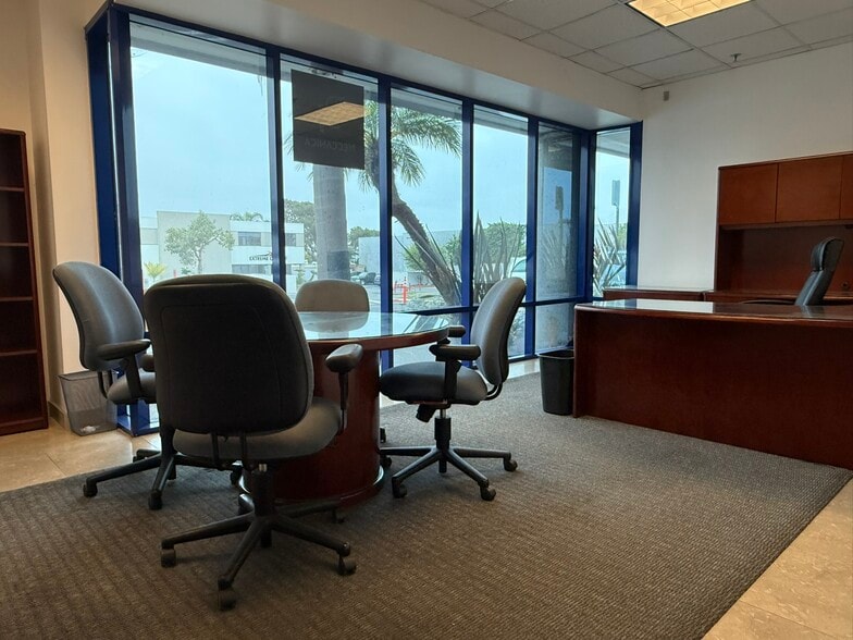 17892- B Gothard St, Huntington Beach, CA for lease - Interior Photo - Image 3 of 30