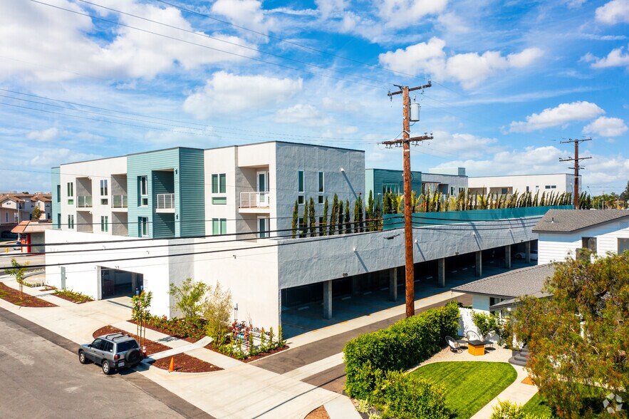 1978 W Carson St, Torrance, CA à louer - Photo du bâtiment - Image 2 de 32