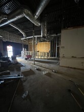 8290 Roswell Rd, Atlanta, GA à louer Photo intérieure- Image 2 de 3