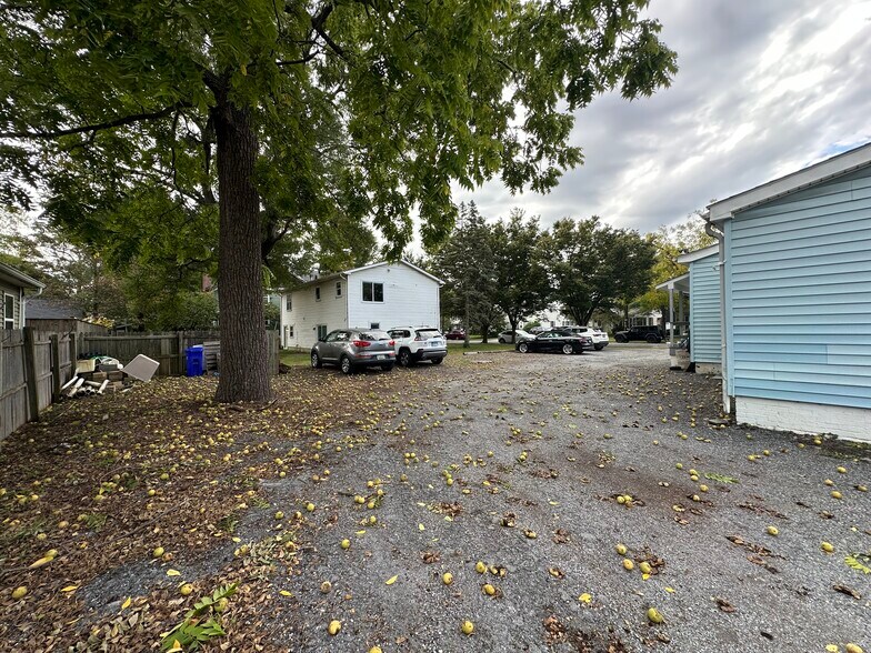 7501 Rhode Island Ave, College Park, MD à vendre - Photo du bâtiment - Image 3 de 5