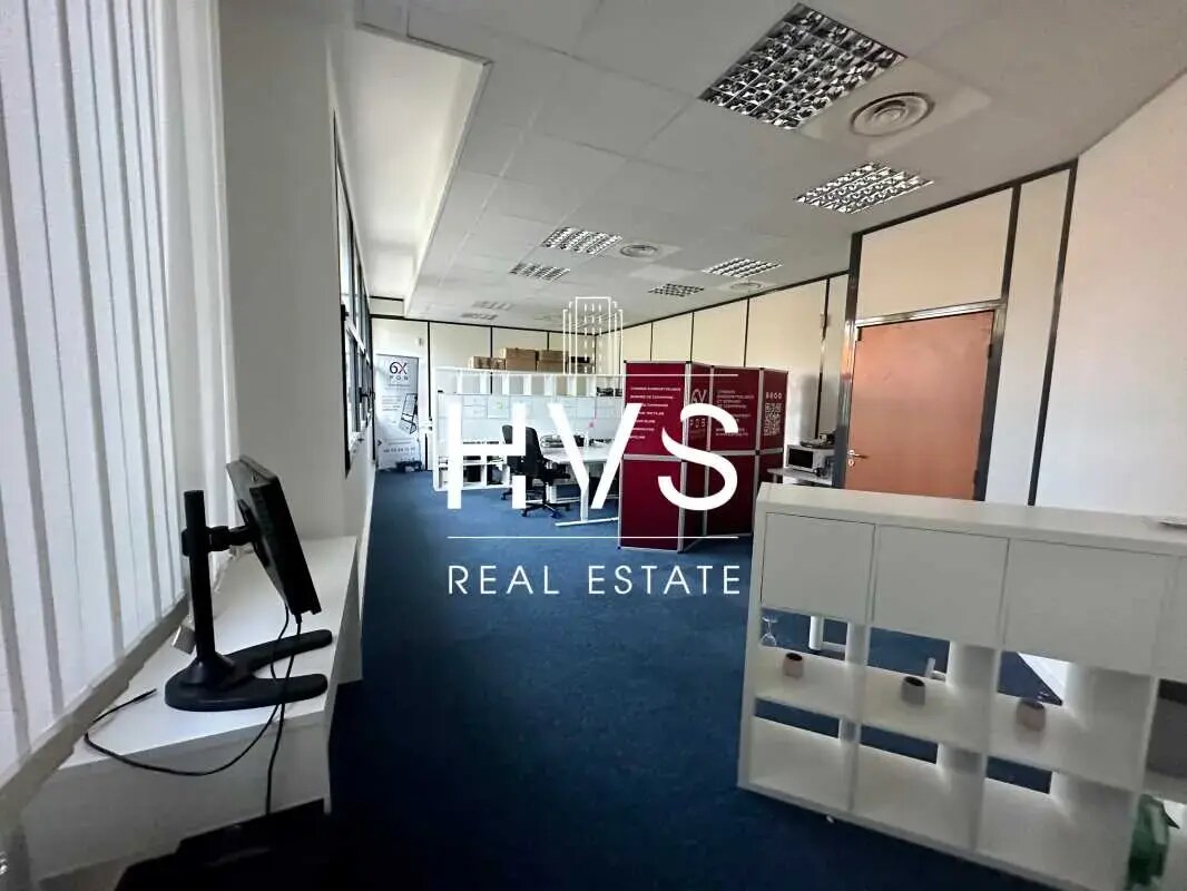 Office in Aix-en-Provence for lease Building Photo- Image 1 of 5