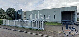 Plus de détails pour 23-33 Rue Des Freres Lumiere, Genas - Industriel à louer