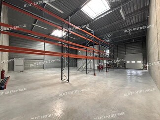 Plus de détails pour 21 Rue Jan Palach, Saint-Herblain - Local d'activités à louer