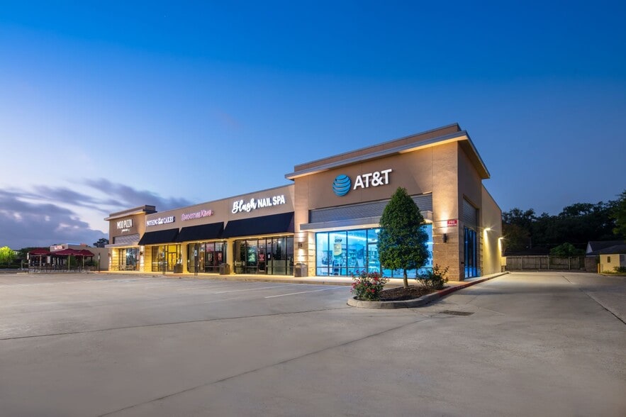 14555 Memorial Dr, Houston, TX à louer - Photo du bâtiment - Image 2 de 6