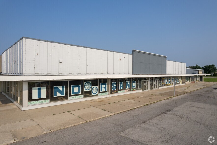 2500-2584 Woodville Rd, Northwood, OH à louer - Photo principale - Image 2 de 4