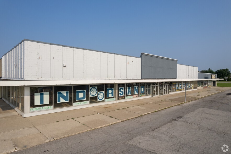 2500-2584 Woodville Rd, Northwood, OH for lease - Primary Photo - Image 2 of 4