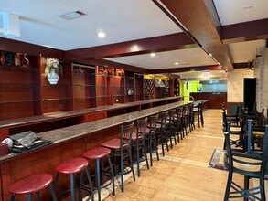 737-739 N La Salle Dr, Chicago, IL for lease Interior Photo- Image 1 of 16