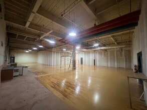 136 Collins Ave, Norwood, NC for lease Interior Photo- Image 1 of 14