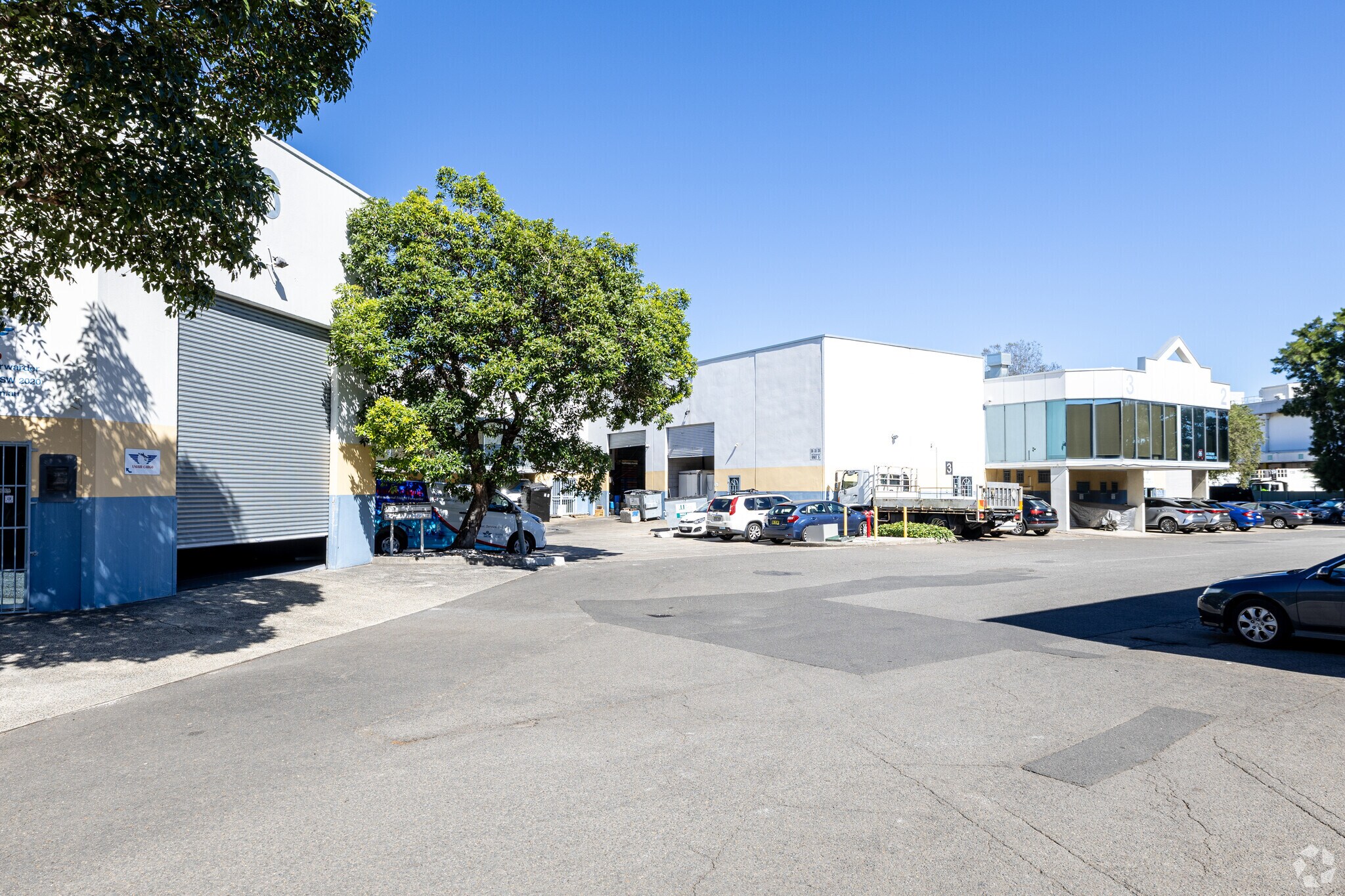 27 Ossary St, Mascot for lease Primary Photo- Image 1 of 5
