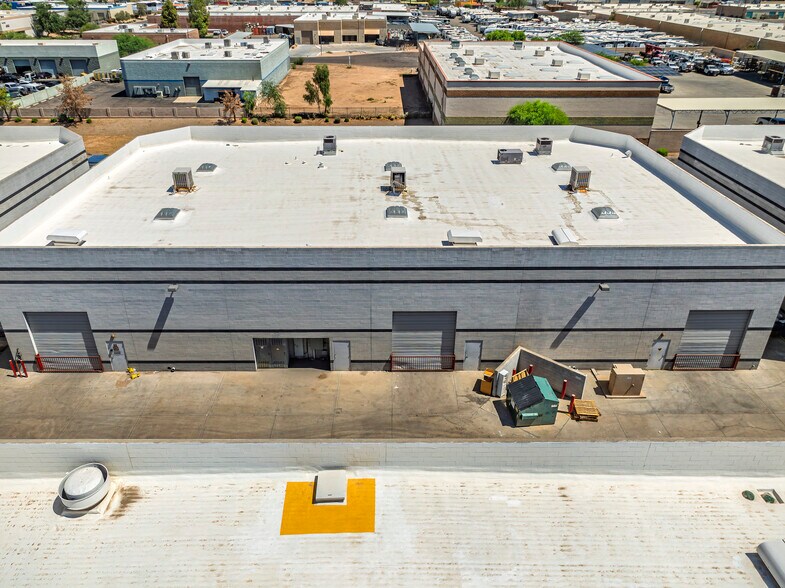 1329 N 29th Ave, Phoenix, AZ à louer - Photo du bâtiment - Image 3 de 27
