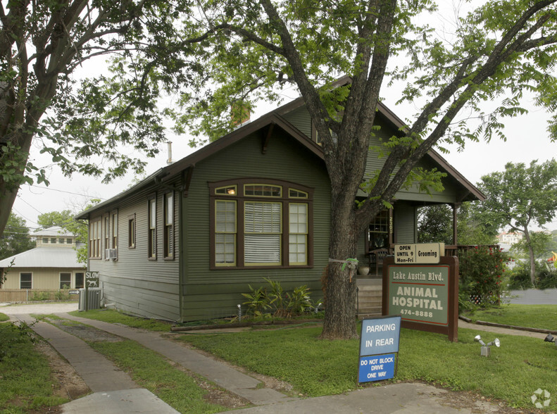 OLD WEST AUSTIN BUILDINGS & LOTS FOR SAL portfolio of 2 properties for sale on LoopNet.ca - Primary Photo - Image 1 of 24