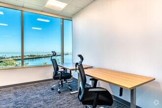 3031 N Rocky Point Dr W, Tampa, FL à louer Photo intérieure- Image 2 de 2