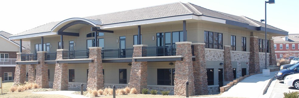 6710 W 121st St, Overland Park, KS à vendre - Photo du bâtiment - Image 3 de 17