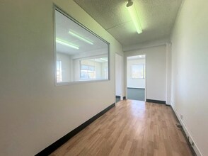 316 Kingsgrove Rd, Kingsgrove for lease Interior Photo- Image 2 of 5