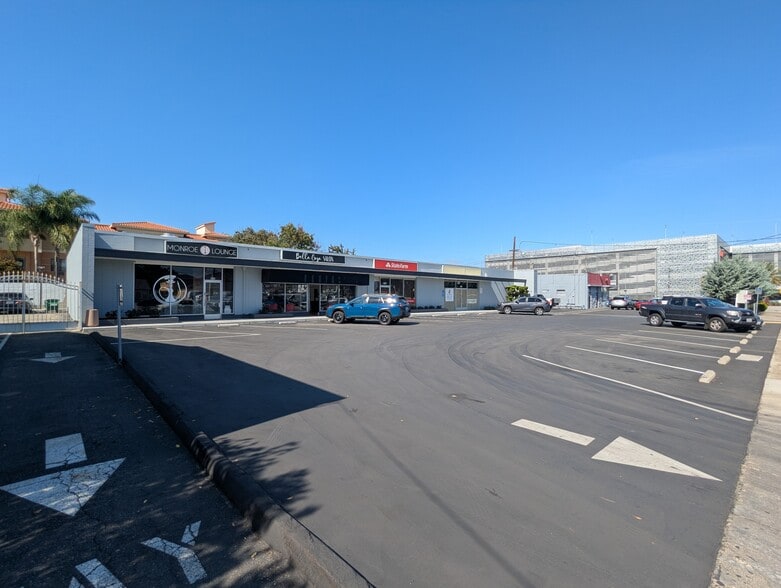319-325 Monroe St, San Jose, CA for lease - Building Photo - Image 3 of 6