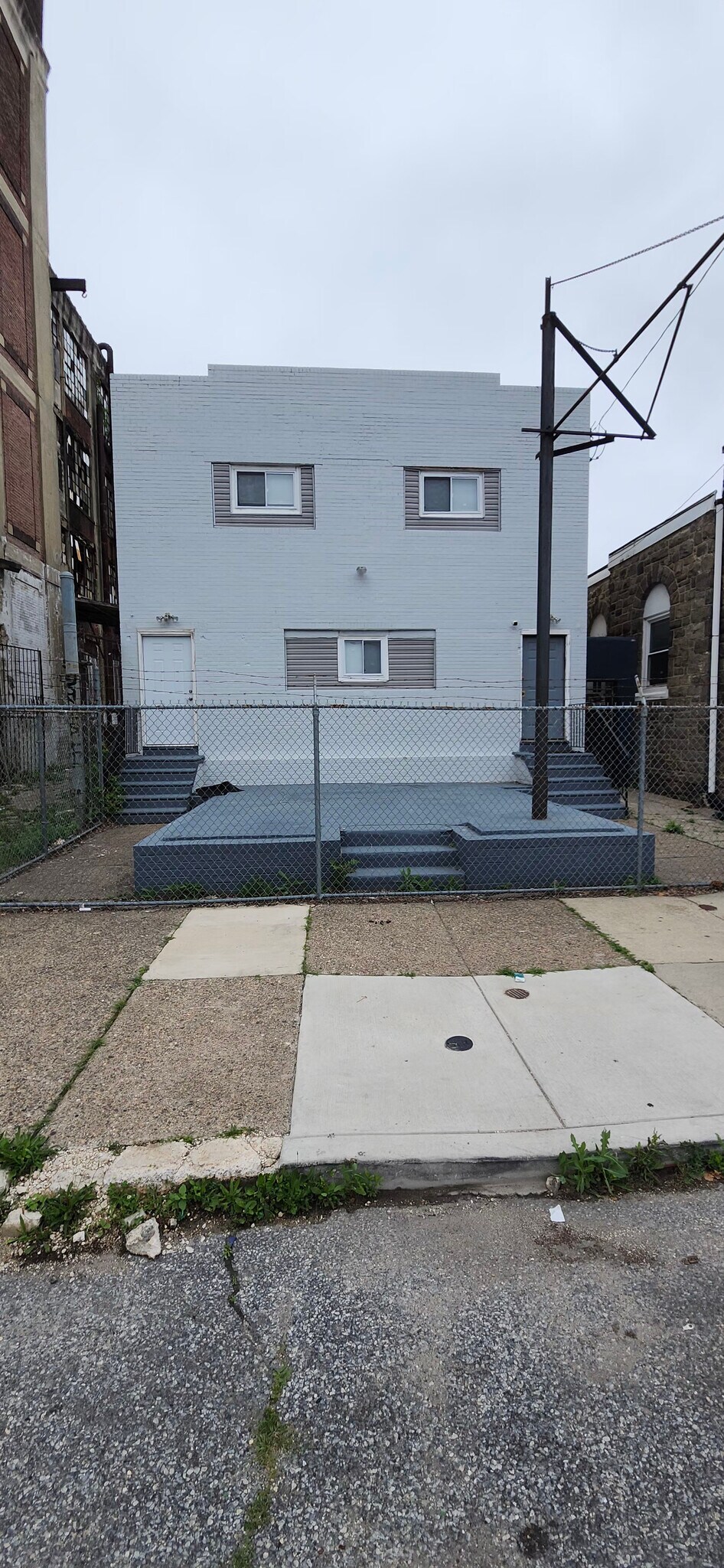 2045 W Toronto St, Philadelphia, PA à vendre Photo principale- Image 1 de 1