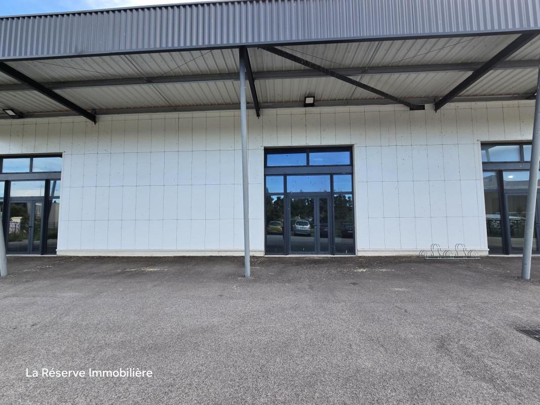 Industrial in Bouillargues for lease Building Photo- Image 1 of 3