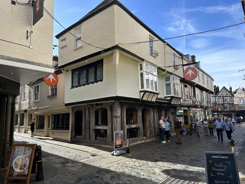 44 Burgate, Canterbury for lease Building Photo- Image 1 of 1